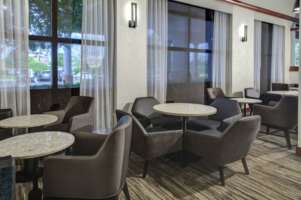 ไฮแอท เพลซ หลุยส์วิลล์ อีสต์ Hotel ภายนอก รูปภาพ